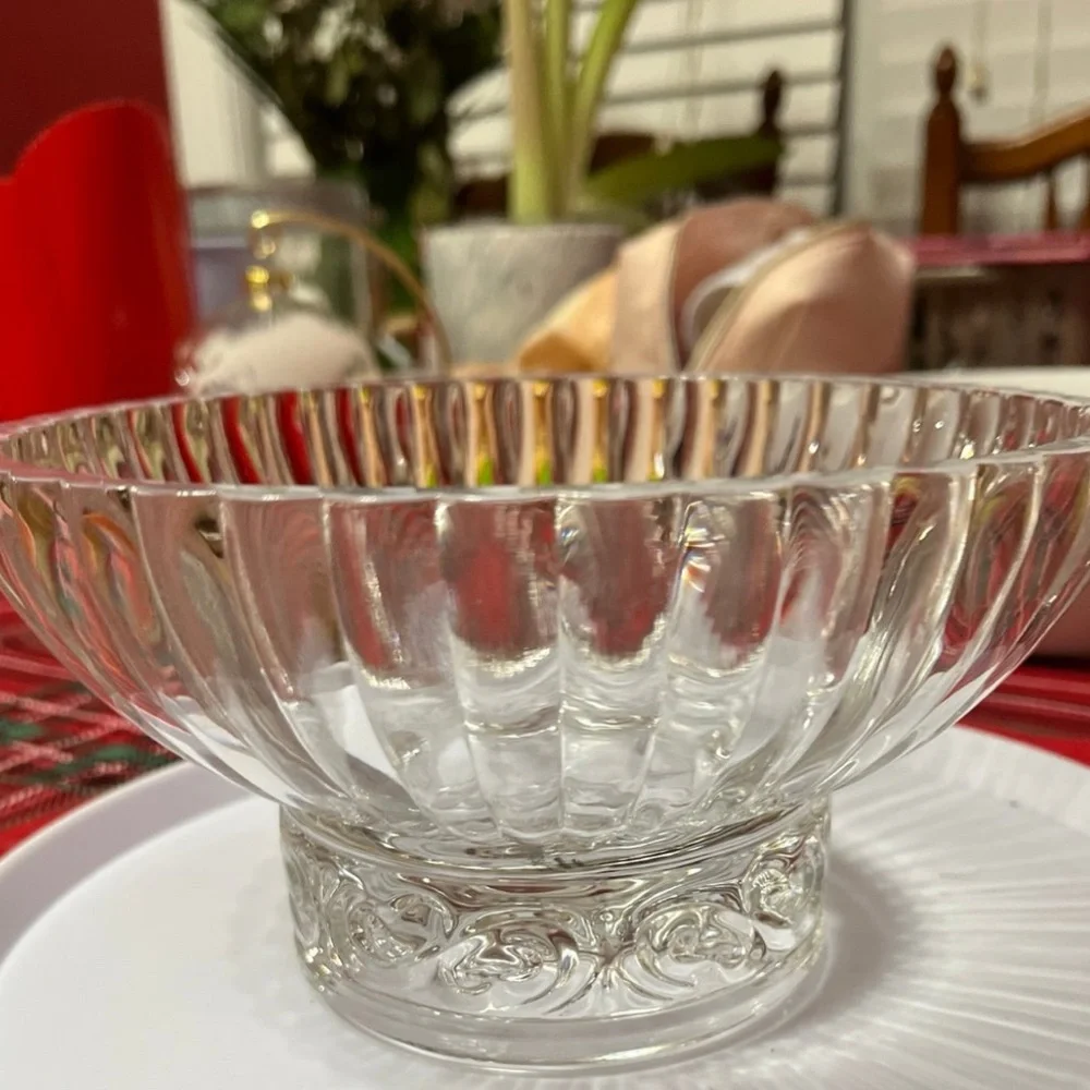 Vintage Studio Crystal Glass Candy Dish Bowl - Picture 1 of 4